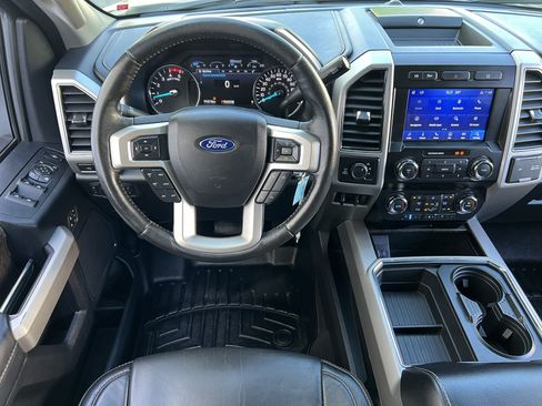 Used 2020 Ford F350 Lariat w/ Camper Package AWD/4WD image 31
