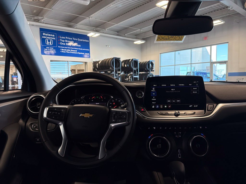 Used 2025 Chevrolet Blazer LT w/ Convenience Package AWD/4WD image 10