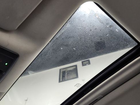 Used 2023 Nissan Altima 2.0 SR image 2