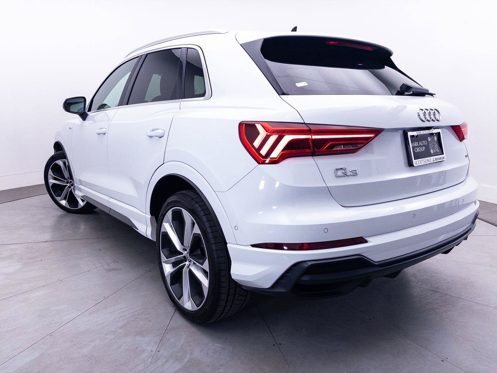 Used 2019 Audi Q3 2.0T Prestige w/ Prestige Package AWD/4WD image 7