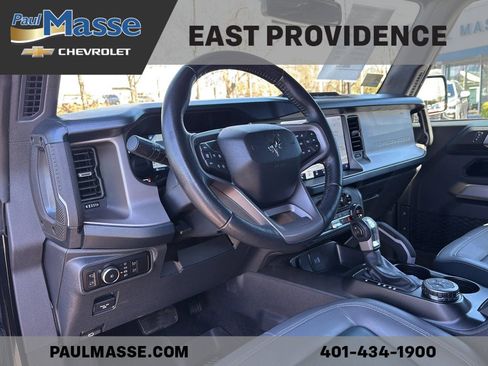 Used 2023 Ford Bronco Outer Banks AWD/4WD image 13