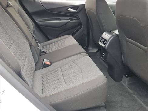 Certified 2024 Chevrolet Equinox LT FWD image 27