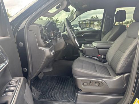 Used 2023 GMC Sierra 1500 Elevation AWD/4WD image 9