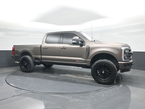 Used 2023 Ford F250 King Ranch w/ Chrome Package image 11