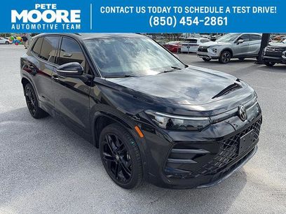 Certified 2025 Volkswagen Tiguan SE R-Line