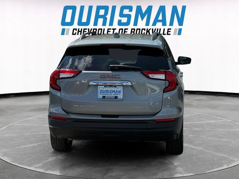 Used 2023 GMC Terrain SLE w/ Driver Convenience Package AWD/4WD image 5
