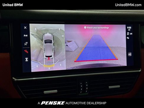 Used 2022 Porsche Cayenne image 9