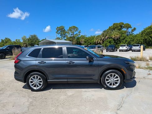 Used 2024 Honda CR-V EX image 9