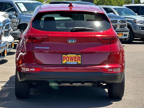 Used 2018 Kia Sportage LX AWD/4WD image 6
