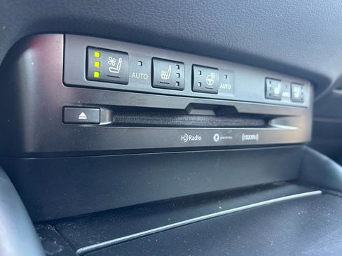 Used 2020 Lexus ES 350 w/ Premium Package image 31