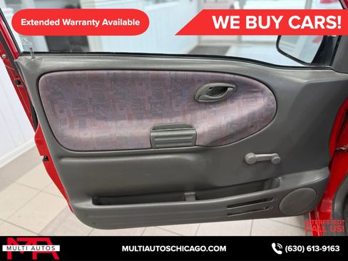 Used 2000 Chevrolet Tracker 2WD Convertible w/ Preferred Equipment Group 2 image 25