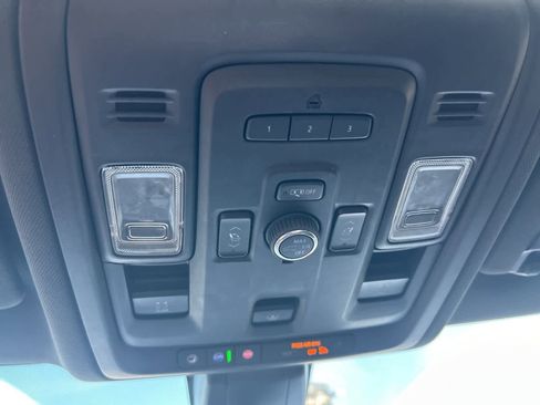 Used 2022 Chevrolet Tahoe Z71 w/ Luxury Package image 56