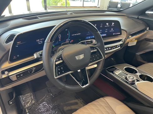 Certified 2024 Cadillac Lyriq Sport w/ Nappa Leather Package AWD/4WD image 19