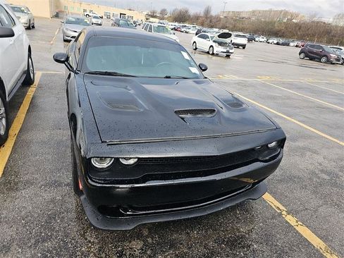 Used 2022 Dodge Challenger R/T Scat Pack w/ Plus Package RWD image 4