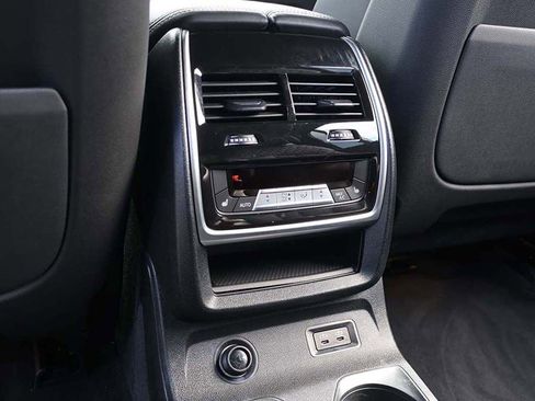 Used 2023 BMW X7 M60i w/ Executive Package AWD/4WD image 64