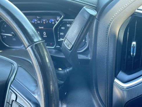 Certified 2022 GMC Sierra 2500 Denali w/ Denali Ultimate Package AWD/4WD image 16