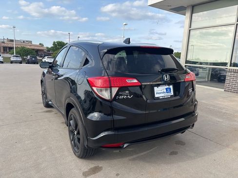 Used 2021 Honda HR-V Sport image 7