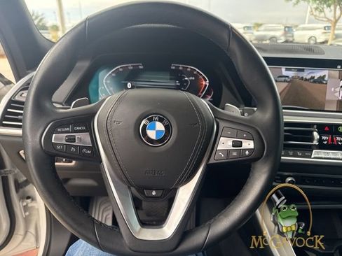 Used 2022 BMW X5 sDrive40i w/ Premium Package RWD image 26