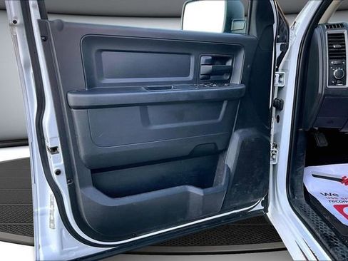 Used 2017 RAM 1500 ST w/ SXT Appearance Group image 19