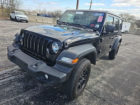 Used 2024 Jeep Wrangler Sport image 3