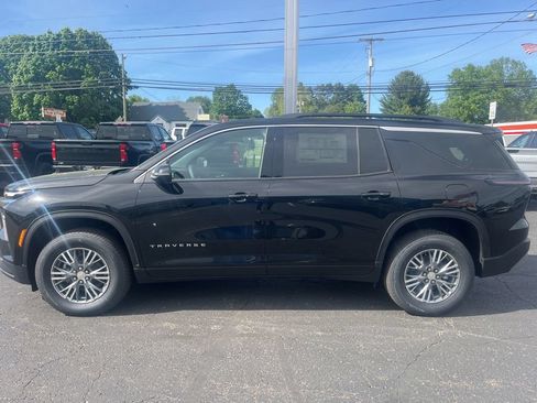 New 2026 Chevrolet Traverse LT AWD/4WD image 2