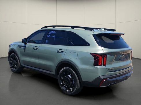 Used 2025 Kia Sorento SX Prestige w/ Sage Leather Package AWD/4WD image 5