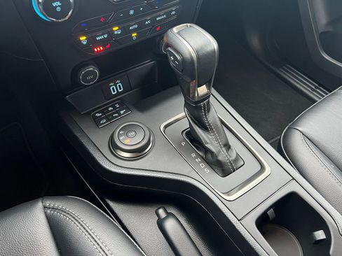 Used 2021 Ford Ranger Lariat w/ Equipment Group 501A High image 15