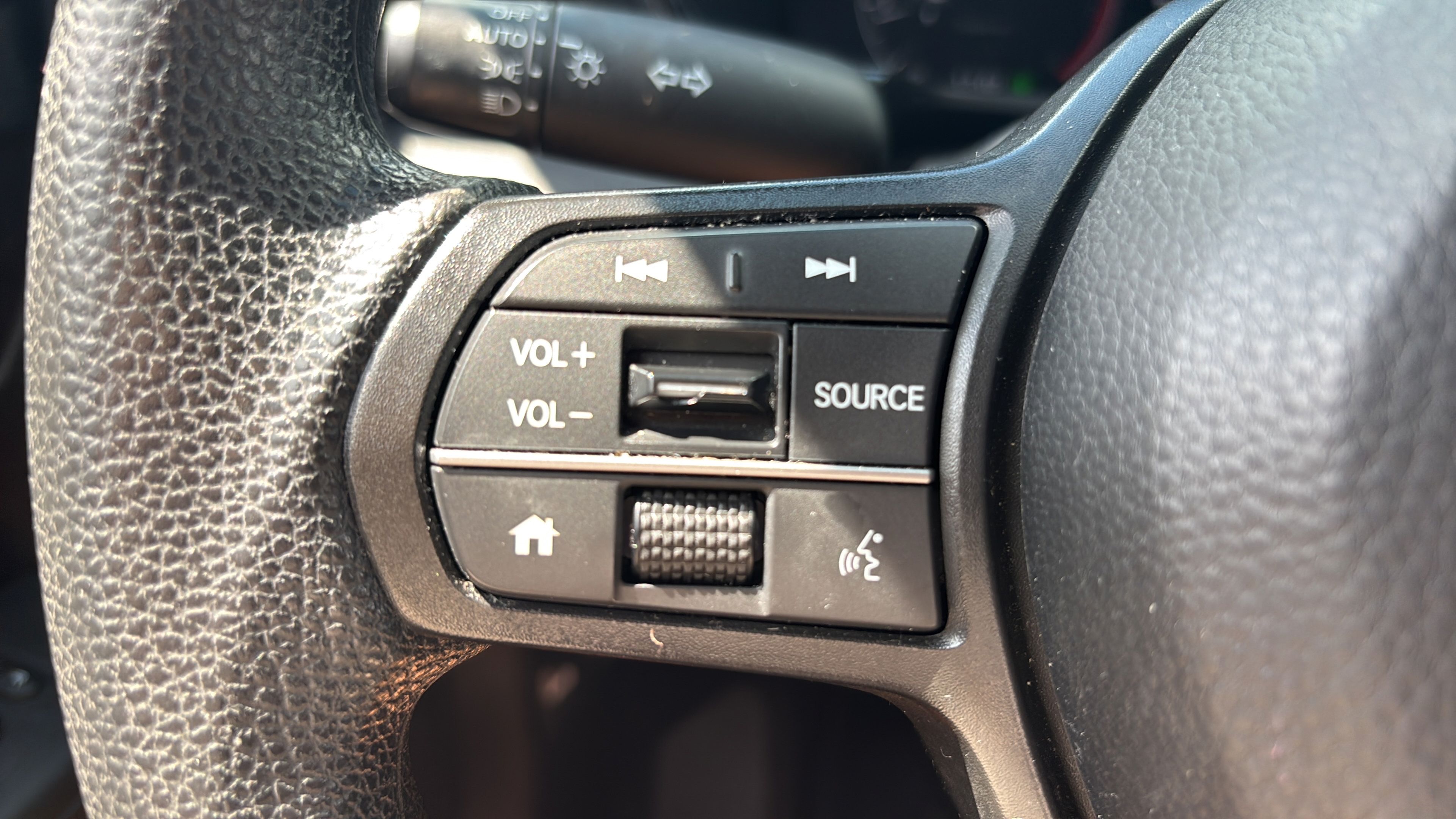 Used 2024 Honda CR-V LX image 29