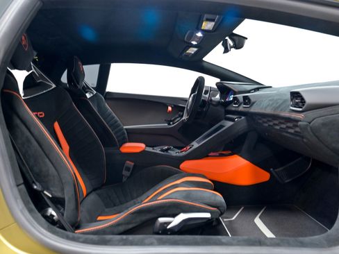 Used 2023 Lamborghini Huracan STO RWD image 36