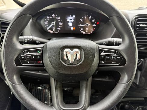 Used 2025 RAM ProMaster 2500 w/ Convenience Group FWD image 27