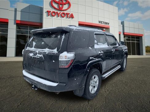 Used 2024 Toyota 4Runner SR5 Premium w/ Moonroof Package image 2