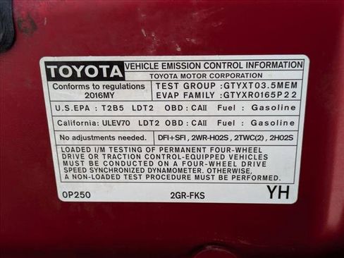 Used 2016 Toyota Tacoma TRD Off-Road image 24