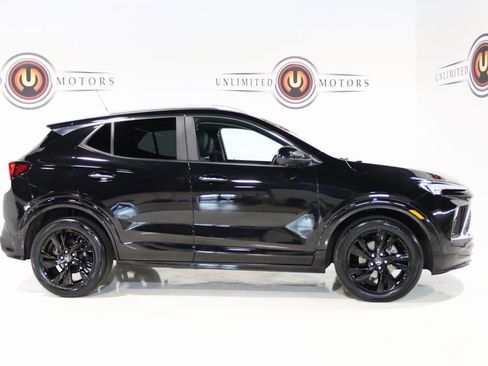 Used 2024 Buick Encore GX Sport Touring w/ Comfort Package image 5