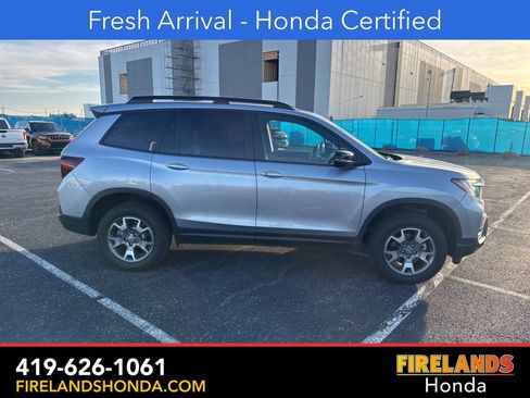 Used 2023 Honda Passport TrailSport image 7
