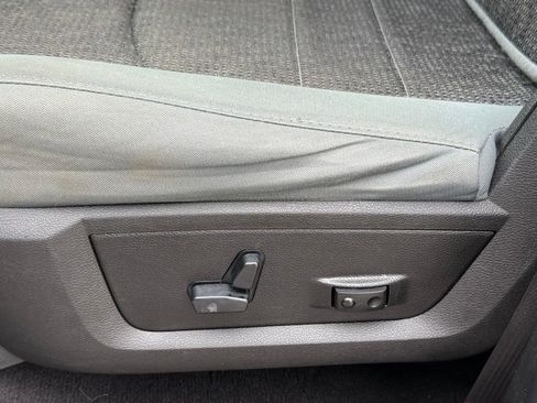 Used 2019 RAM 1500 Big Horn image 13