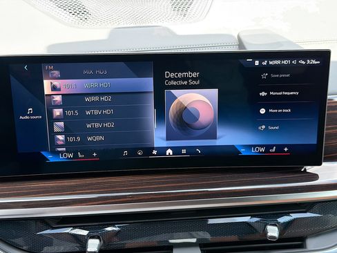 New 2026 BMW X5 xDrive40i w/ M Sport Package AWD/4WD image 30