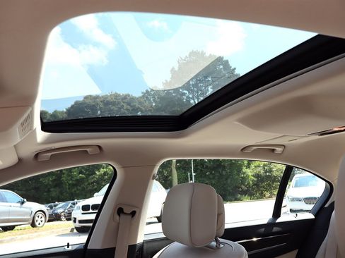 Used 2012 BMW 740Li RWD image 21