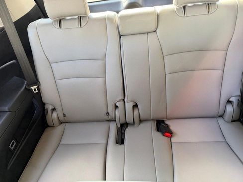 Used 2018 Honda Pilot EX-L image 14