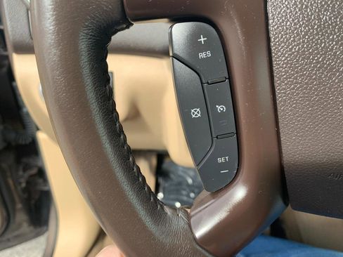 Used 2012 Buick Enclave Premium image 19