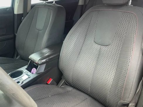 Used 2015 Chevrolet Equinox LS FWD image 10