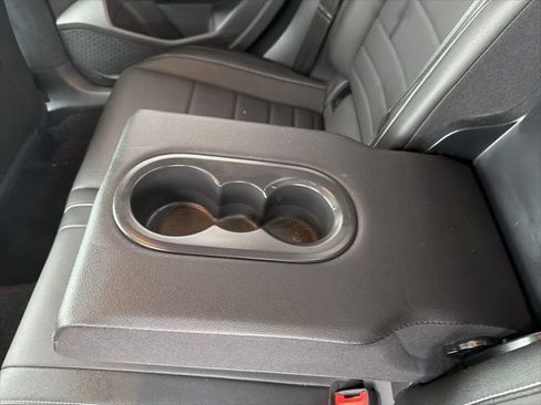 Used 2024 Volkswagen Jetta SE image 14