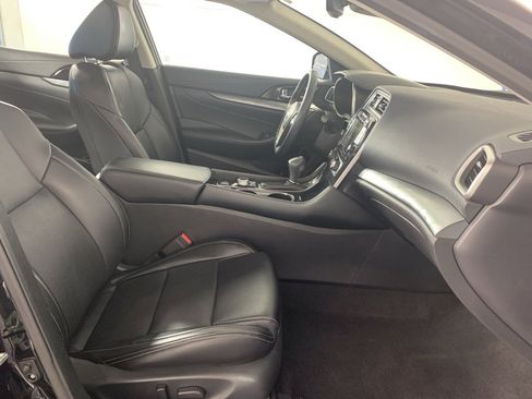 Used 2023 Nissan Maxima SL image 42