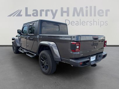 Used 2023 Jeep Gladiator Sport