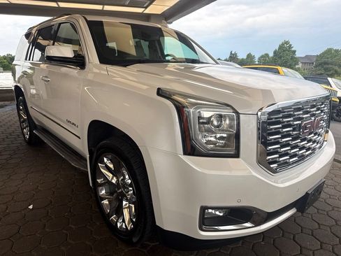 Used 2019 GMC Yukon Denali AWD/4WD image 4