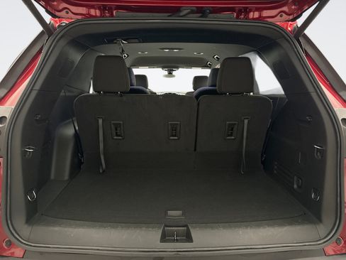 Used 2023 Chevrolet Traverse LT w/ LPO, Floor Liner Package AWD/4WD image 23