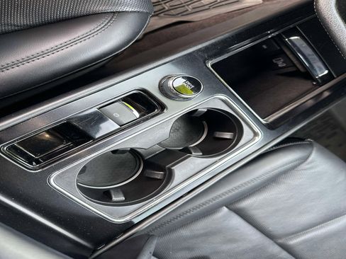 Used 2022 Lincoln Corsair Reserve w/ Equipment Group 201A image 23