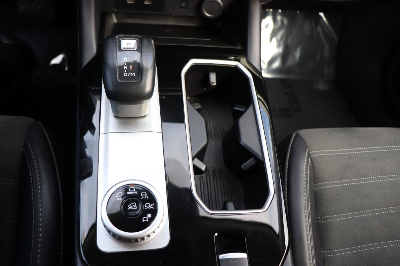 Used 2025 Mitsubishi Outlander SE FWD image 44