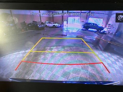 Used 2022 Kia Niro LX FWD image 29