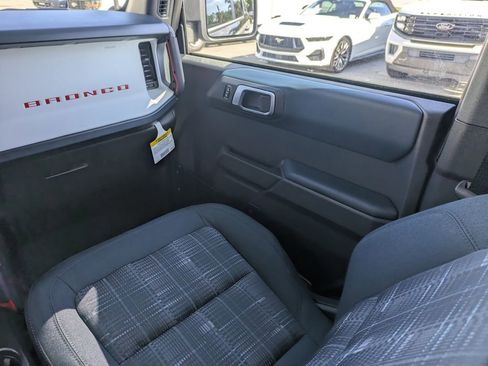 New 2026 Ford Bronco Heritage Edition image 17