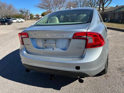 Used 2013 Volvo S60 T5 image 8